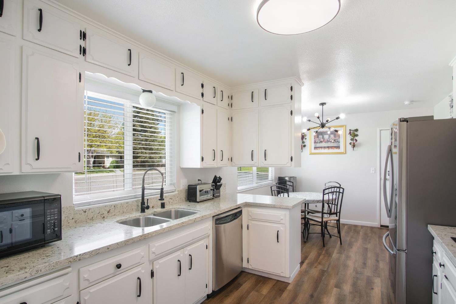 Detail Gallery Image 16 of 24 For 372 Terri Dr, Atwater,  CA 95301 - 3 Beds | 2 Baths
