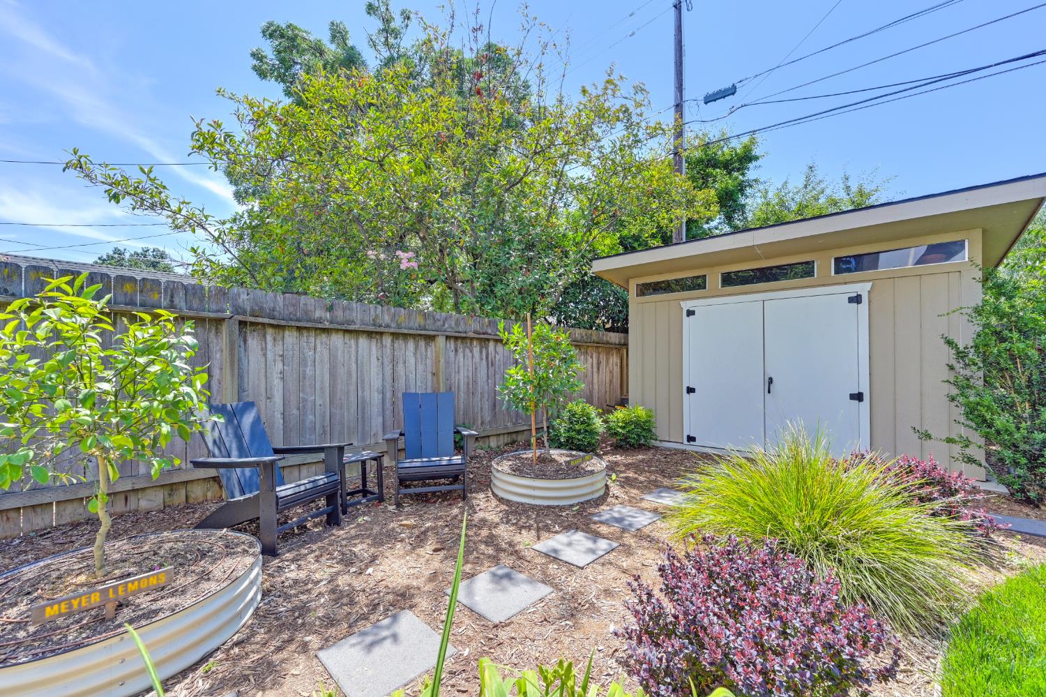 35th Street, Sacramento, California image 34
