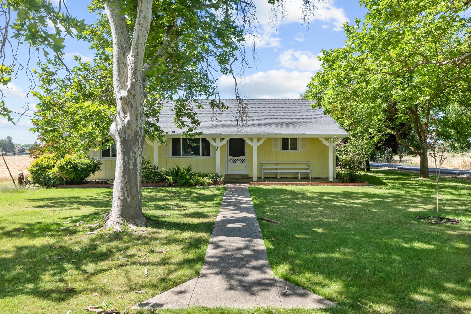 Davis Road, West Sacramento, California image 9
