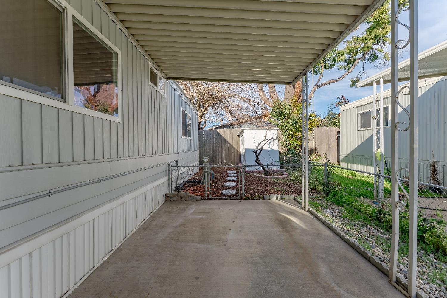 Detail Gallery Image 6 of 20 For 5040 Jackson St 54, North Highlands,  CA 95660 - 3 Beds | 2 Baths