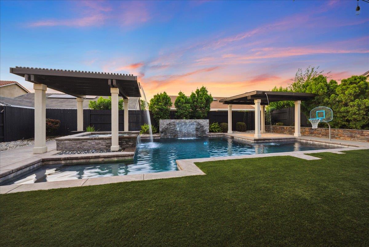 Fenway Cir, Rocklin, California image 4