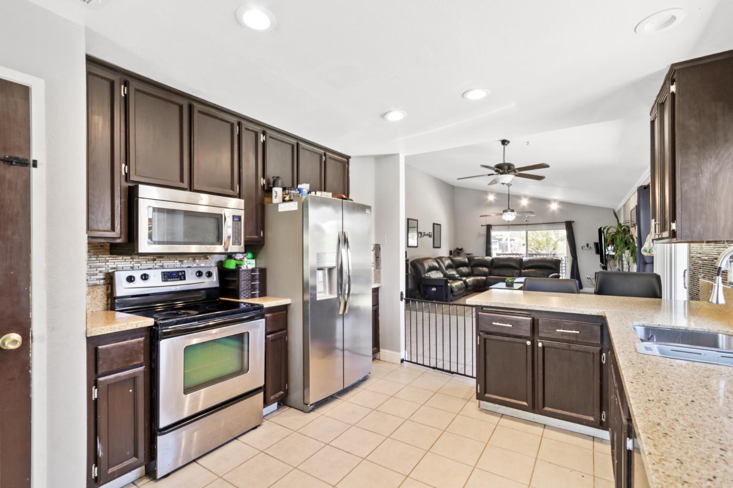 Misty Meadow Way, Elk Grove, California image 12