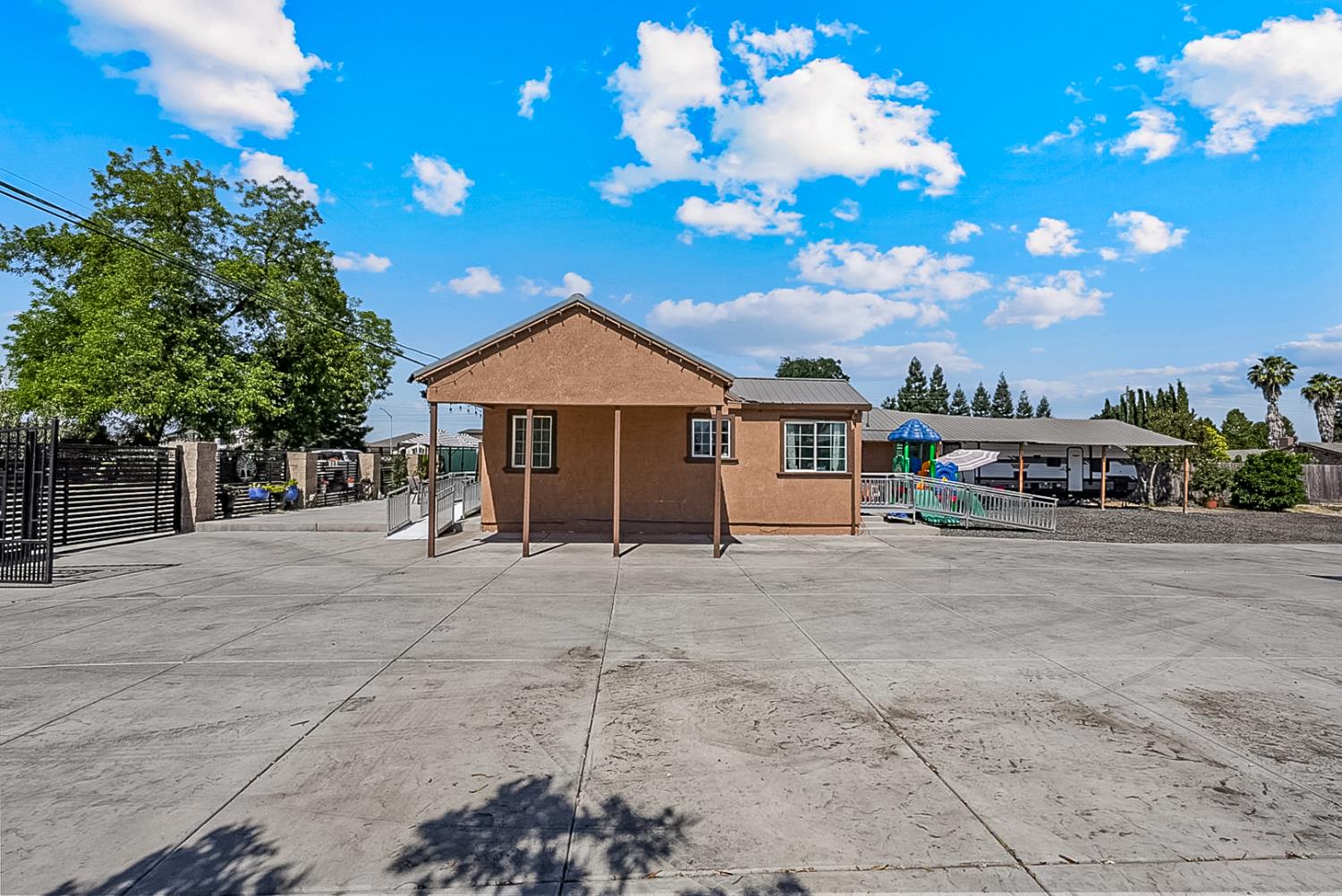 Santa Fe Avenue, Oakdale, California image 17
