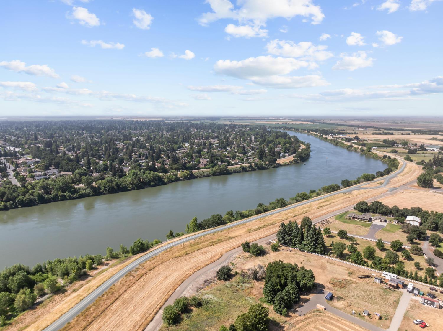 Davis Road, West Sacramento, California image 43