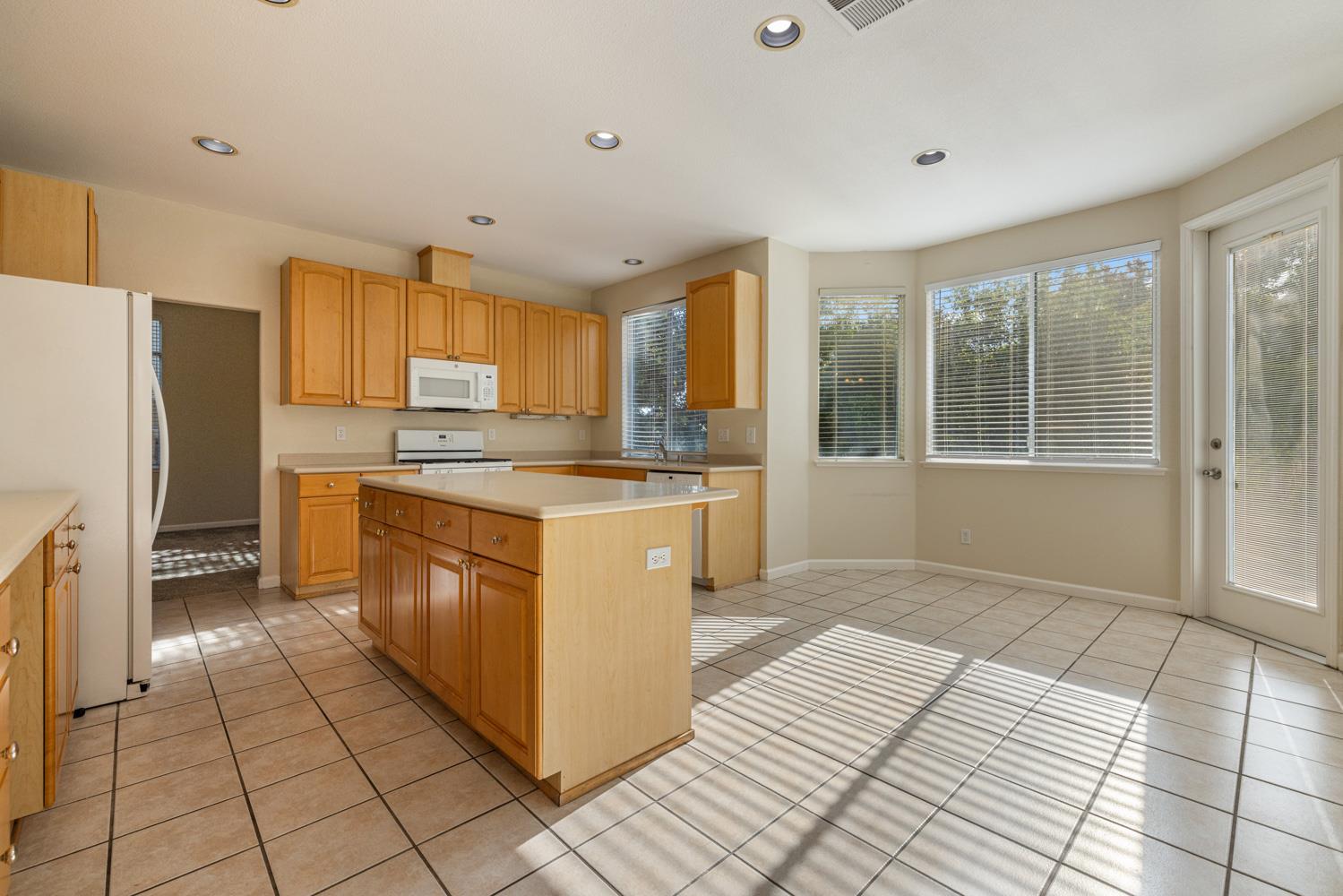 Meadowbrook Dr, Lodi, California image 32