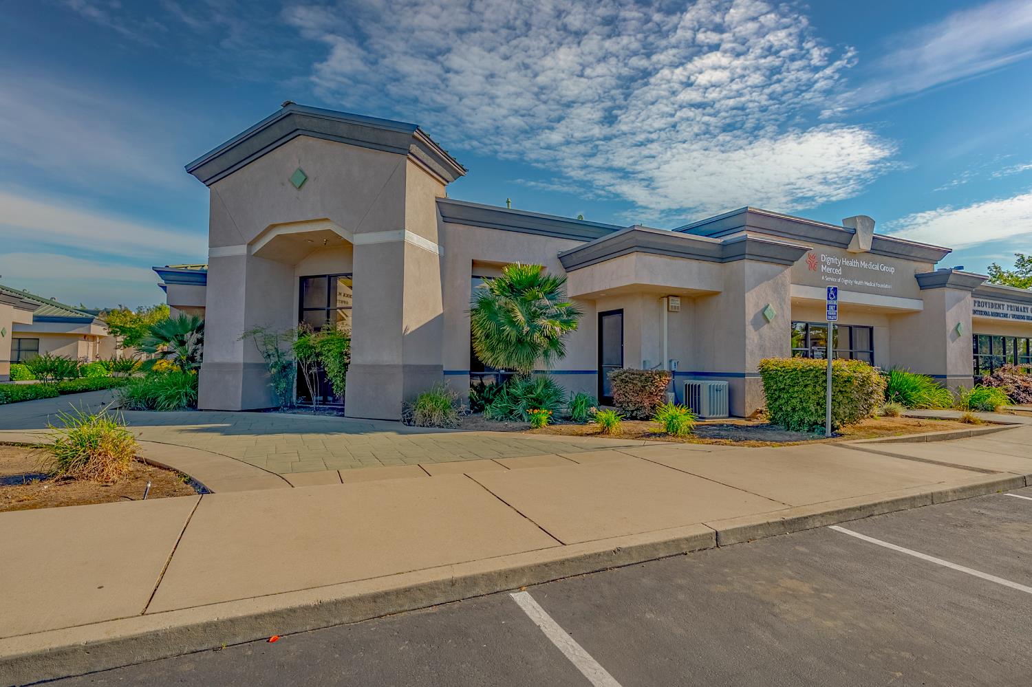 Detail Gallery Image 2 of 32 For 410 E Yosemite Ave #B,  Merced,  CA 95340 - – Beds | – Baths