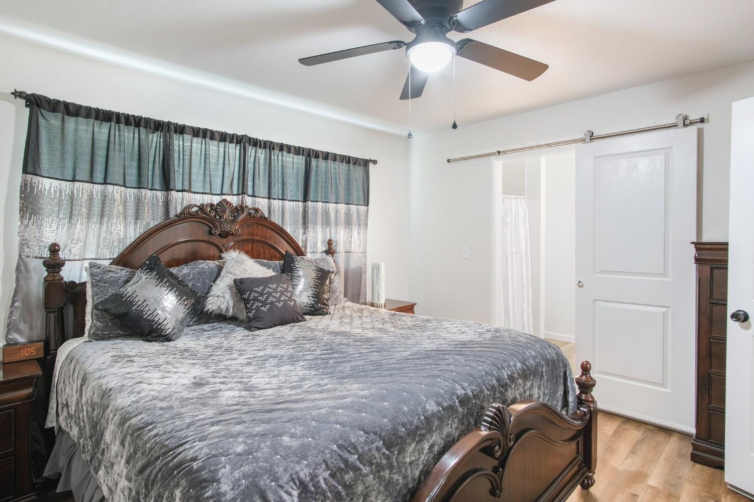 Detail Gallery Image 8 of 24 For 372 Terri Dr, Atwater,  CA 95301 - 3 Beds | 2 Baths
