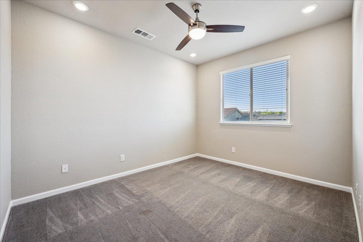Fenway Cir, Rocklin, California image 32