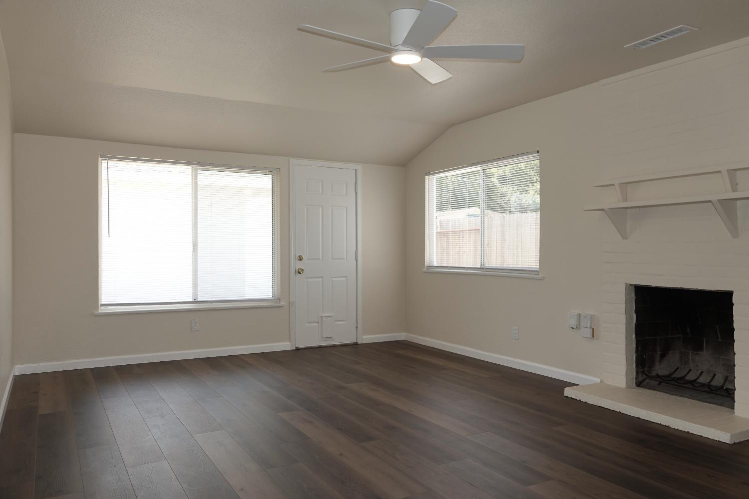 Hurley Way, Sacramento, California image 10