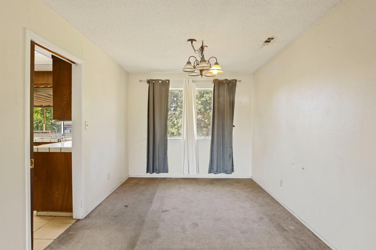 Winston Drive, Stockton, California image 8
