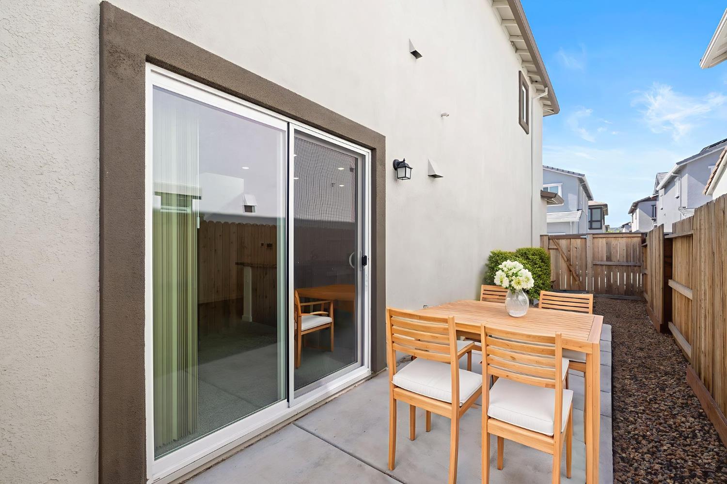 Sausalito Lane, Roseville, California image 21