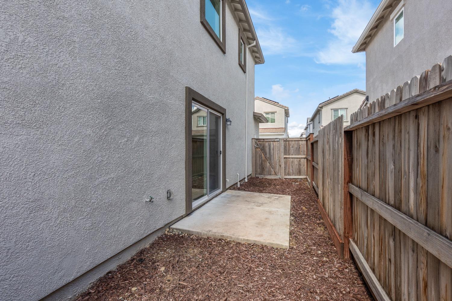 Cumberland Drive, Roseville, California image 30