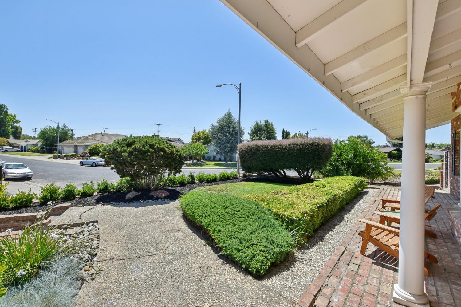 Le Bec Court, Lodi, California image 5