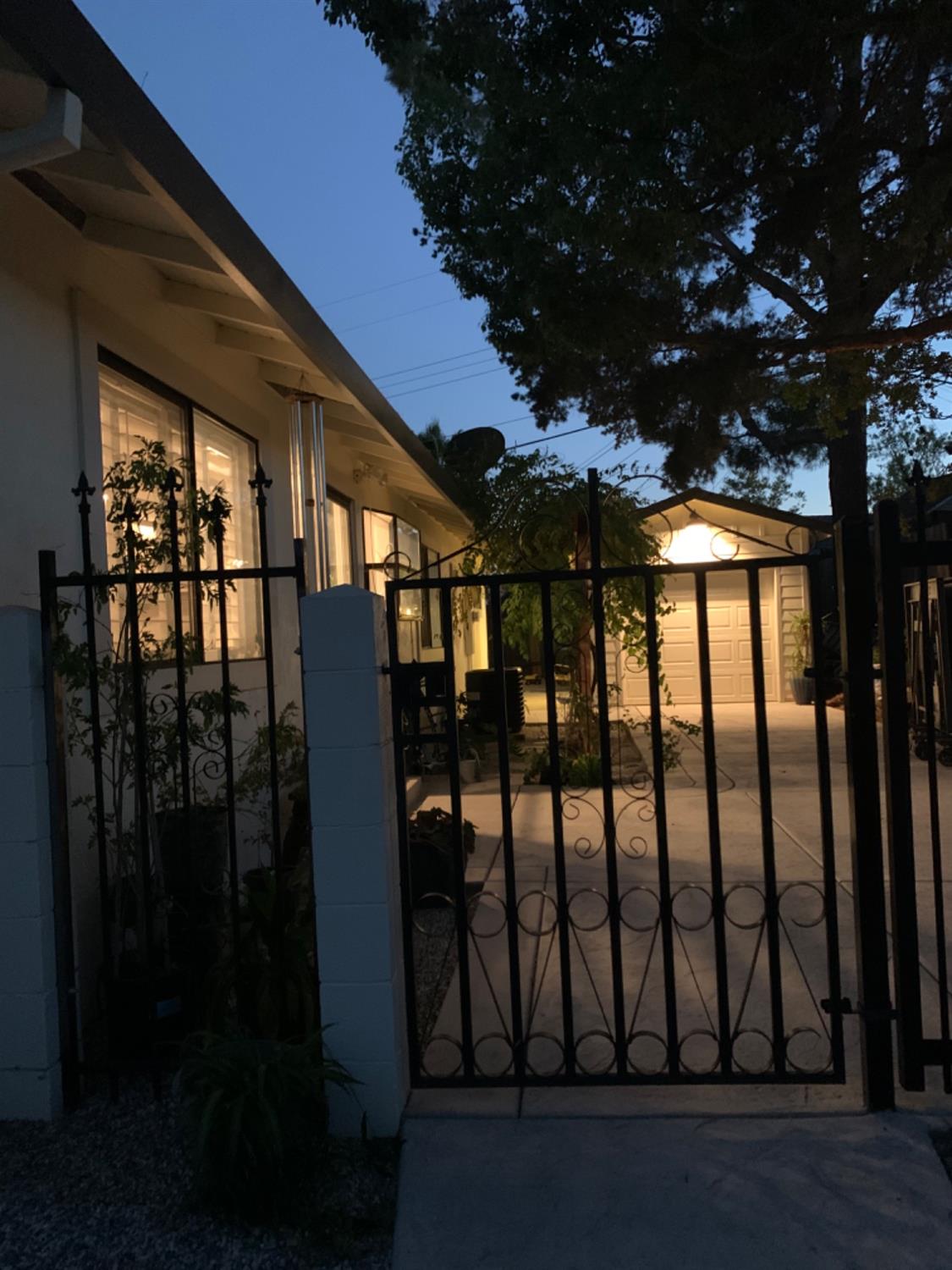 Waikiki Drive, Fair Oaks, California image 36