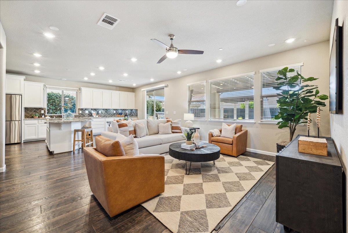 Fenway Cir, Rocklin, California image 6