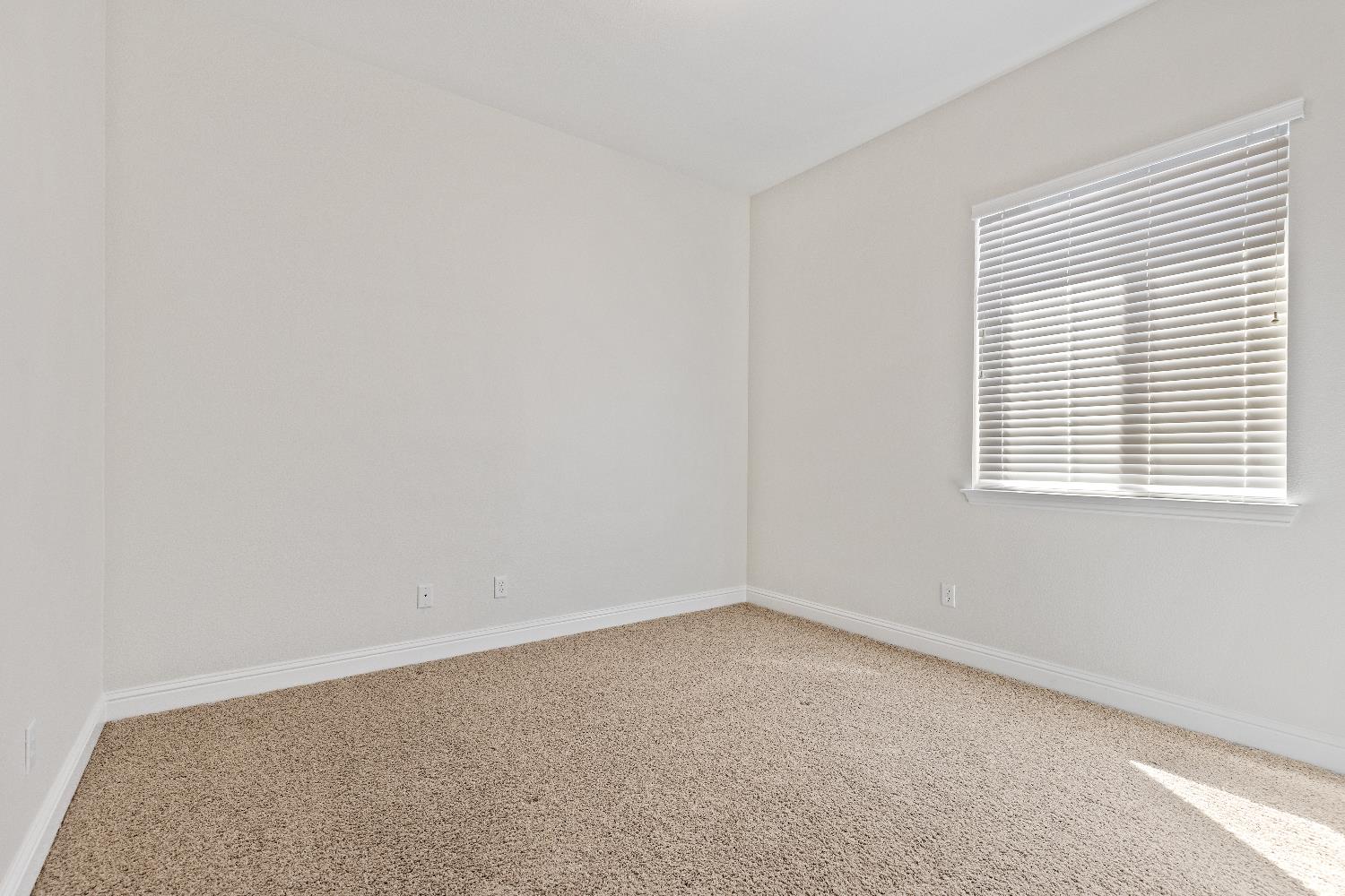 Harpford Drive, Roseville, California image 14