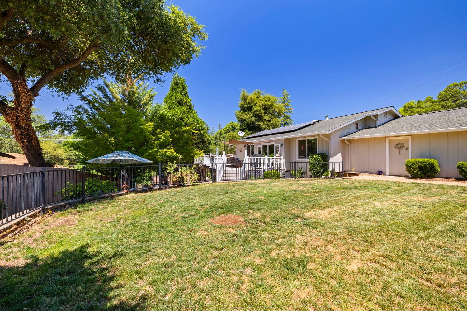 Danata Way, Sonora, California image 49