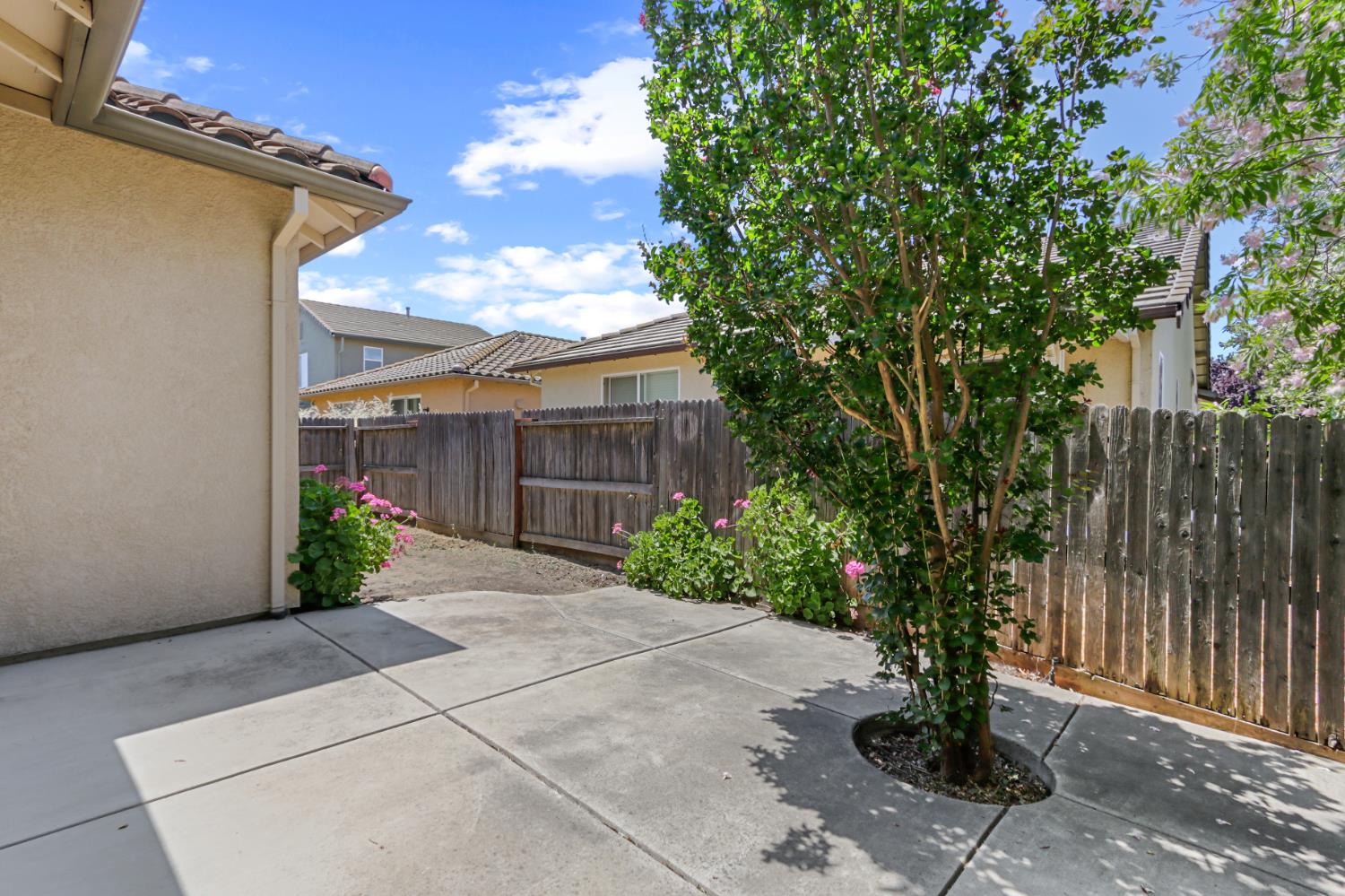 Sun Reign Place, Sacramento, California image 29