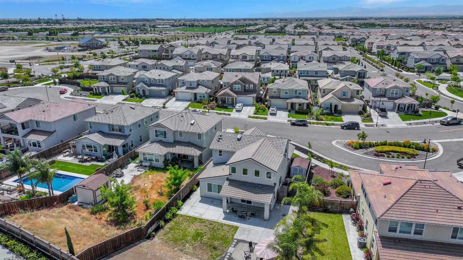 Arrowbrook Court, Lathrop, California image 32