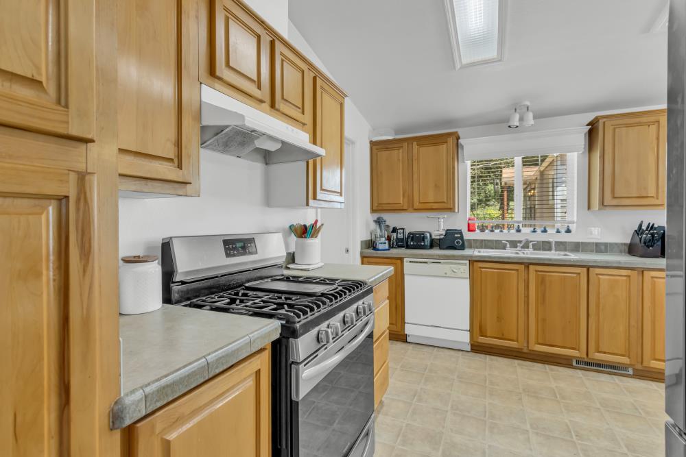 Detail Gallery Image 52 of 73 For 5172 Camp Snowline Rd, Camino,  CA 95709 - 4 Beds | 3 Baths