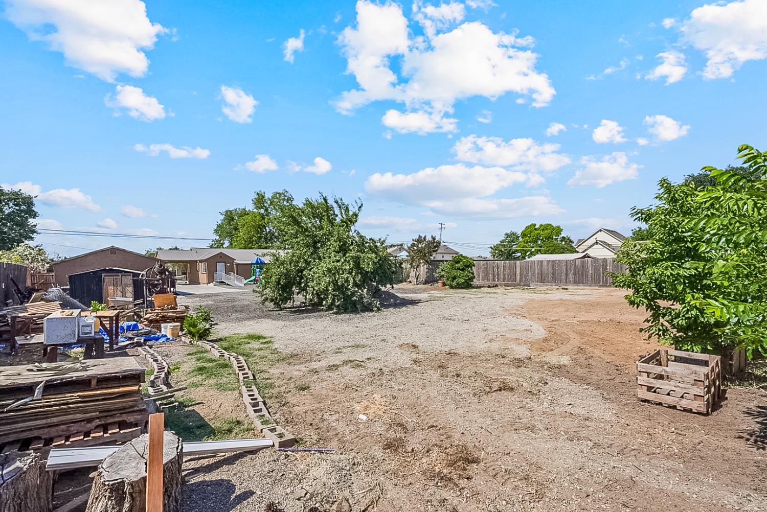 Santa Fe Avenue, Oakdale, California image 20