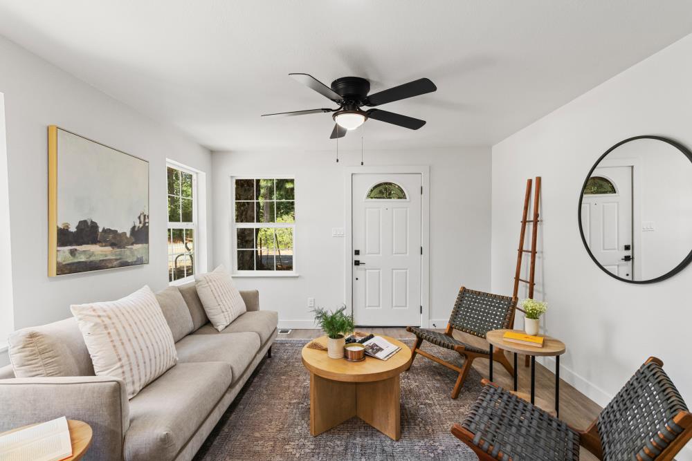 Detail Gallery Image 16 of 73 For 5172 Camp Snowline Rd, Camino,  CA 95709 - 4 Beds | 3 Baths