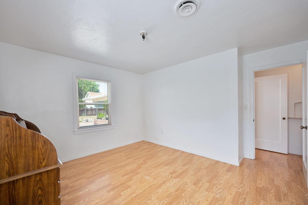 Helen Avenue, Yuba City, California image 31