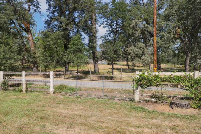 Quincy Lane, Penn Valley, California image 10