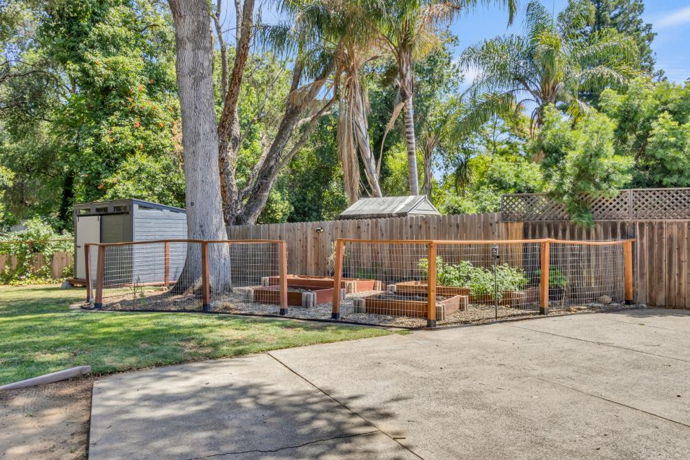 Lincoln Oaks Drive, Fair Oaks, California image 39