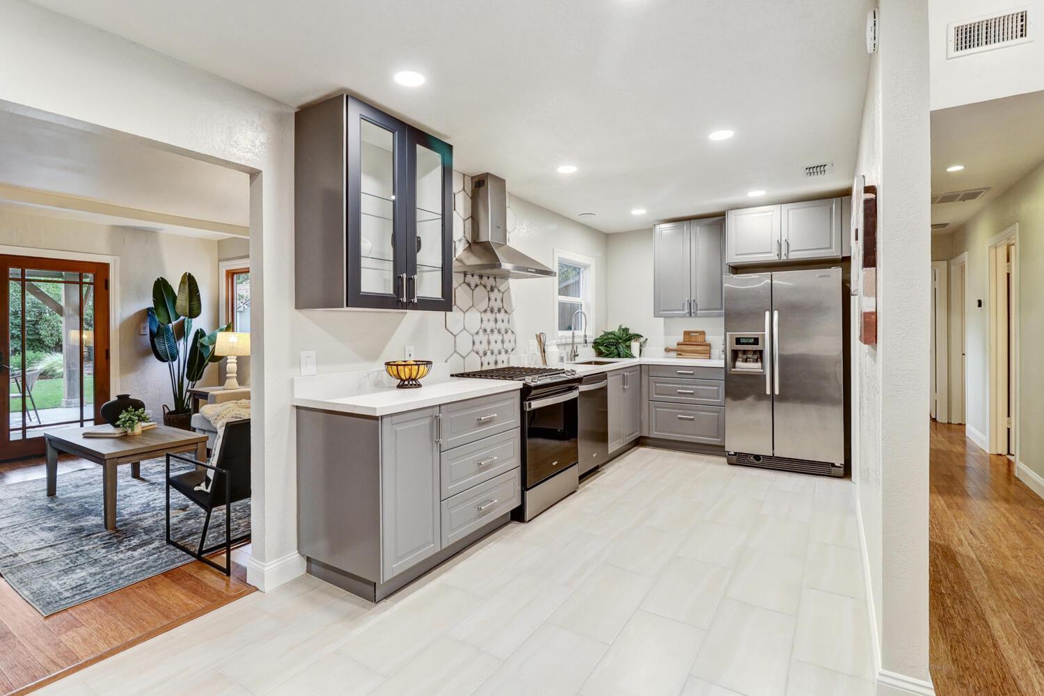 Esperanza Drive, Sacramento, California image 12