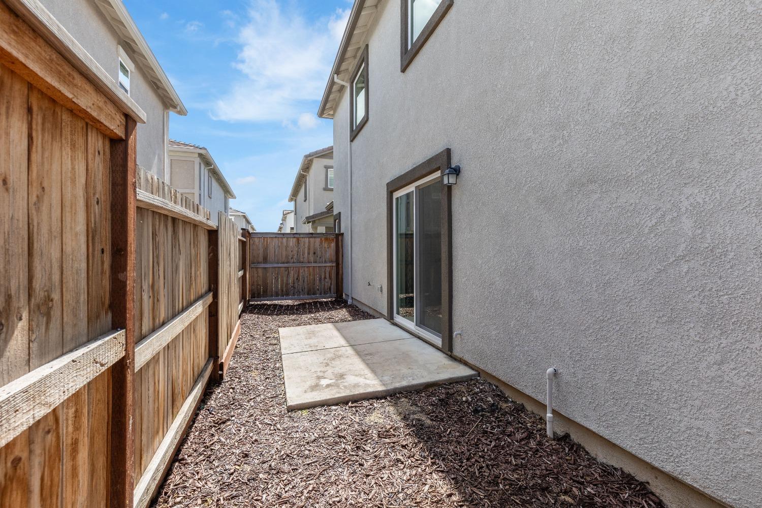 Cumberland Drive, Roseville, California image 31