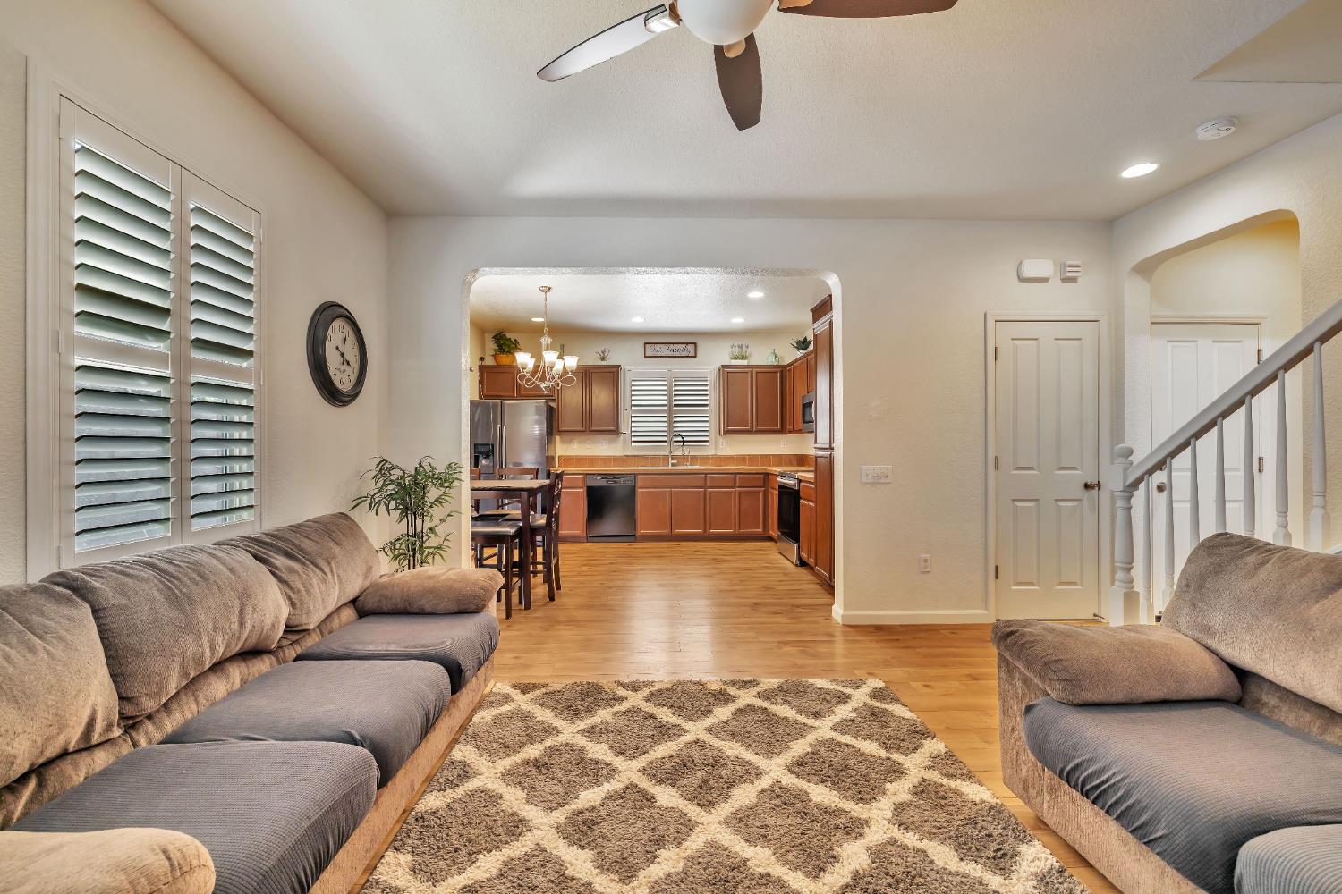 Greenleaf Street, Manteca, California image 9