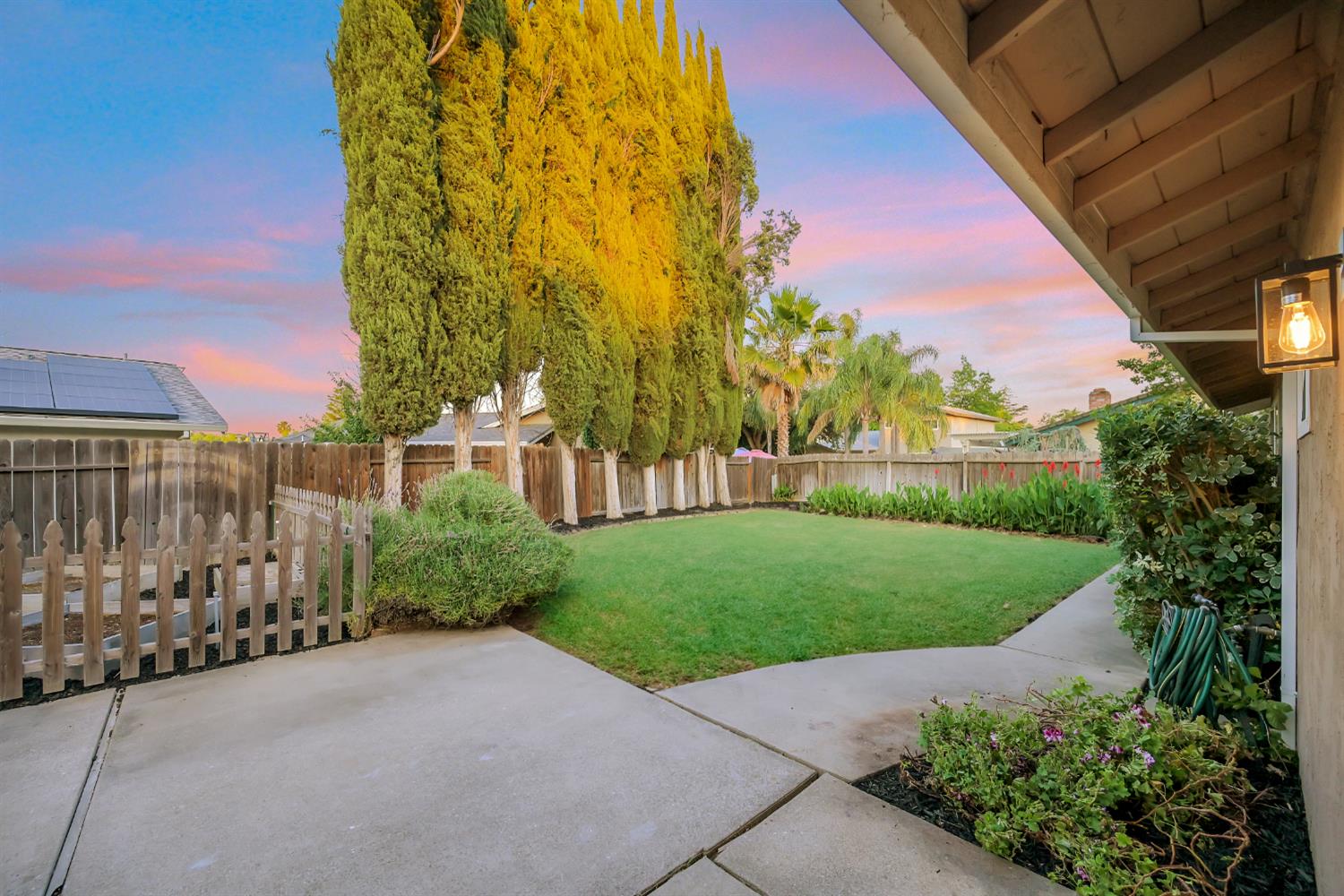Shadow Oak Drive, Citrus Heights, California image 32