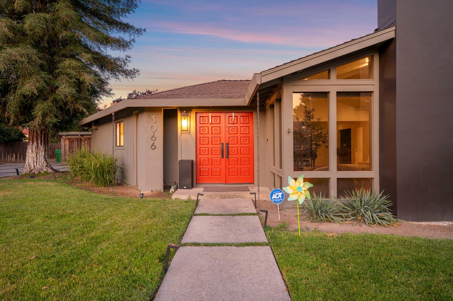 Detail Gallery Image 5 of 73 For 3066 Claret Cir, Atwater,  CA 95301 - 3 Beds | 2 Baths