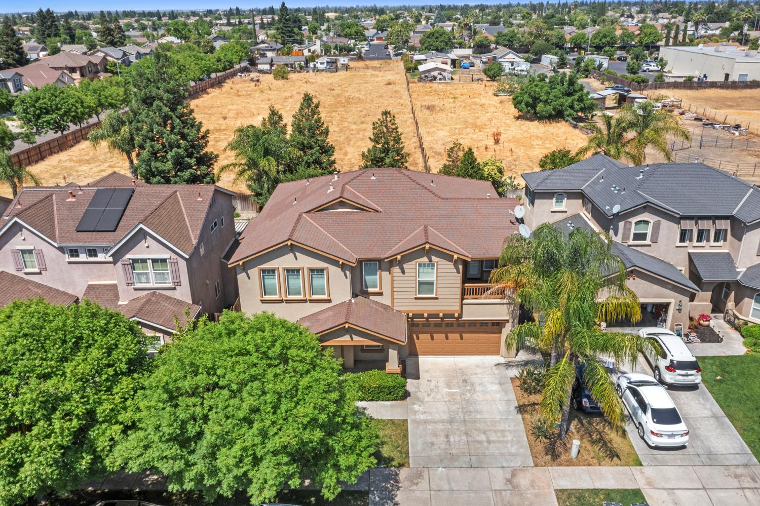 Holbrook Drive, Riverbank, California image 48