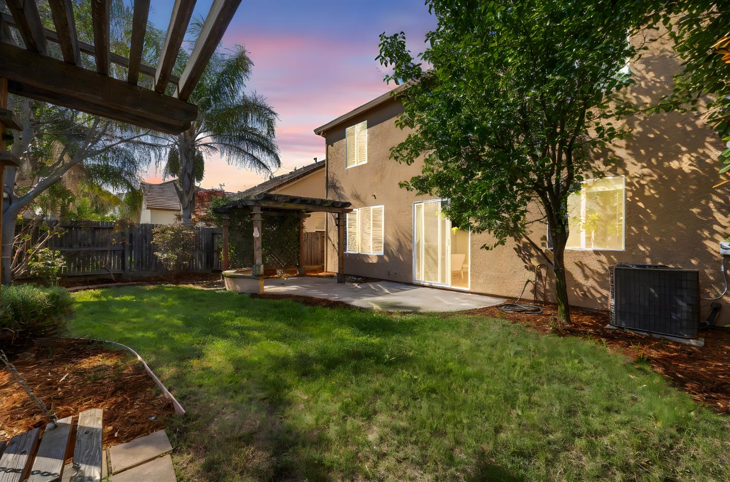 Manza Circle, Roseville, California image 39