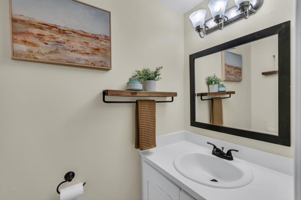 Donegal Drive, Citrus Heights, California image 14