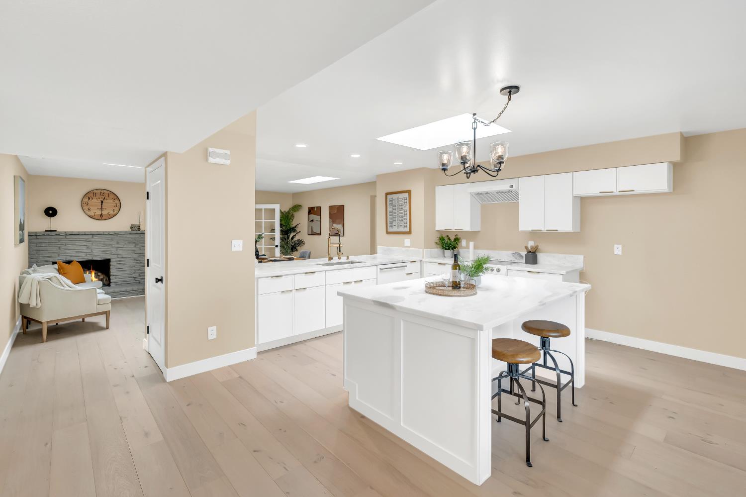 Widgeon Way, Fair Oaks, California image 11