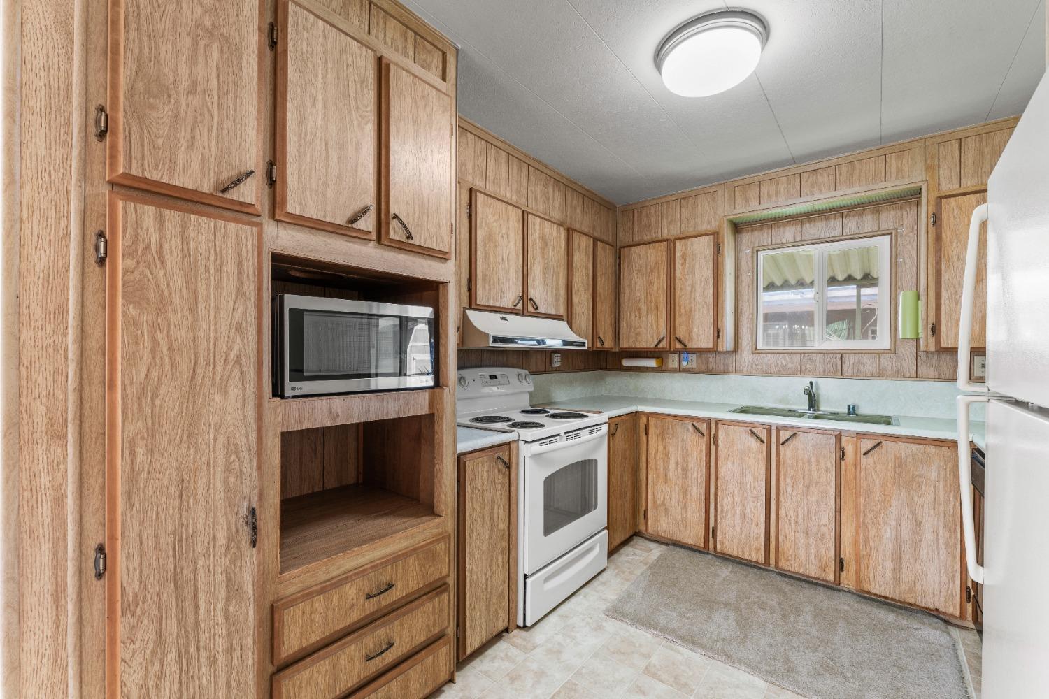 Detail Gallery Image 10 of 20 For 5040 Jackson St 54, North Highlands,  CA 95660 - 3 Beds | 2 Baths