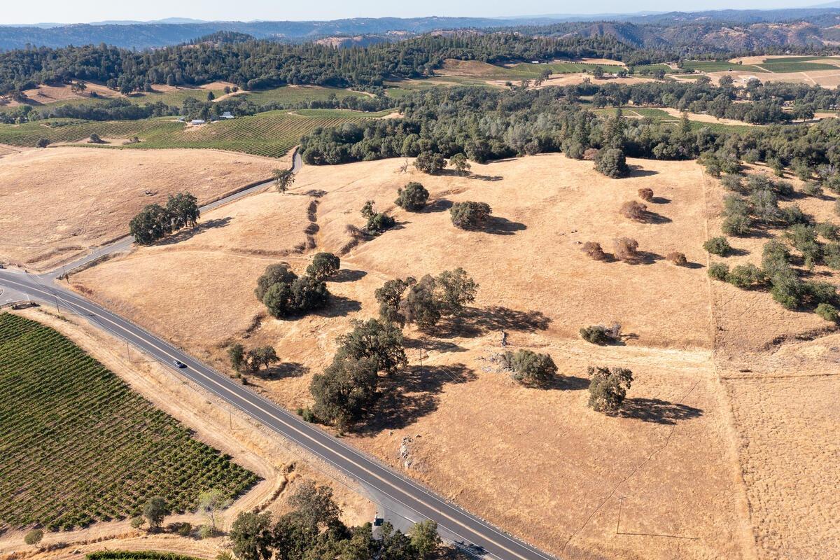 E Shenandoah Road, Plymouth, California image 26
