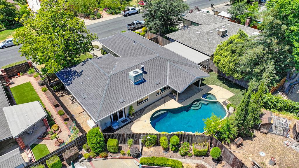 Mallard Lane, Roseville, California image 5