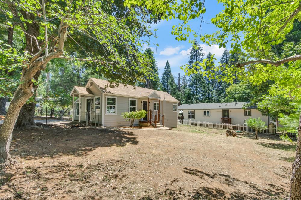 Detail Gallery Image 4 of 73 For 5172 Camp Snowline Rd, Camino,  CA 95709 - 4 Beds | 3 Baths