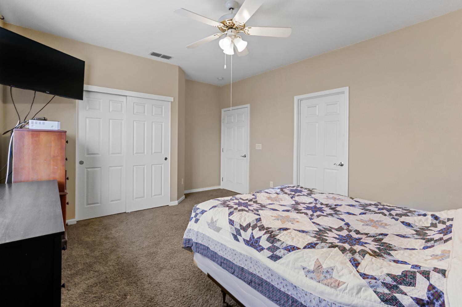 Sun Reign Place, Sacramento, California image 17