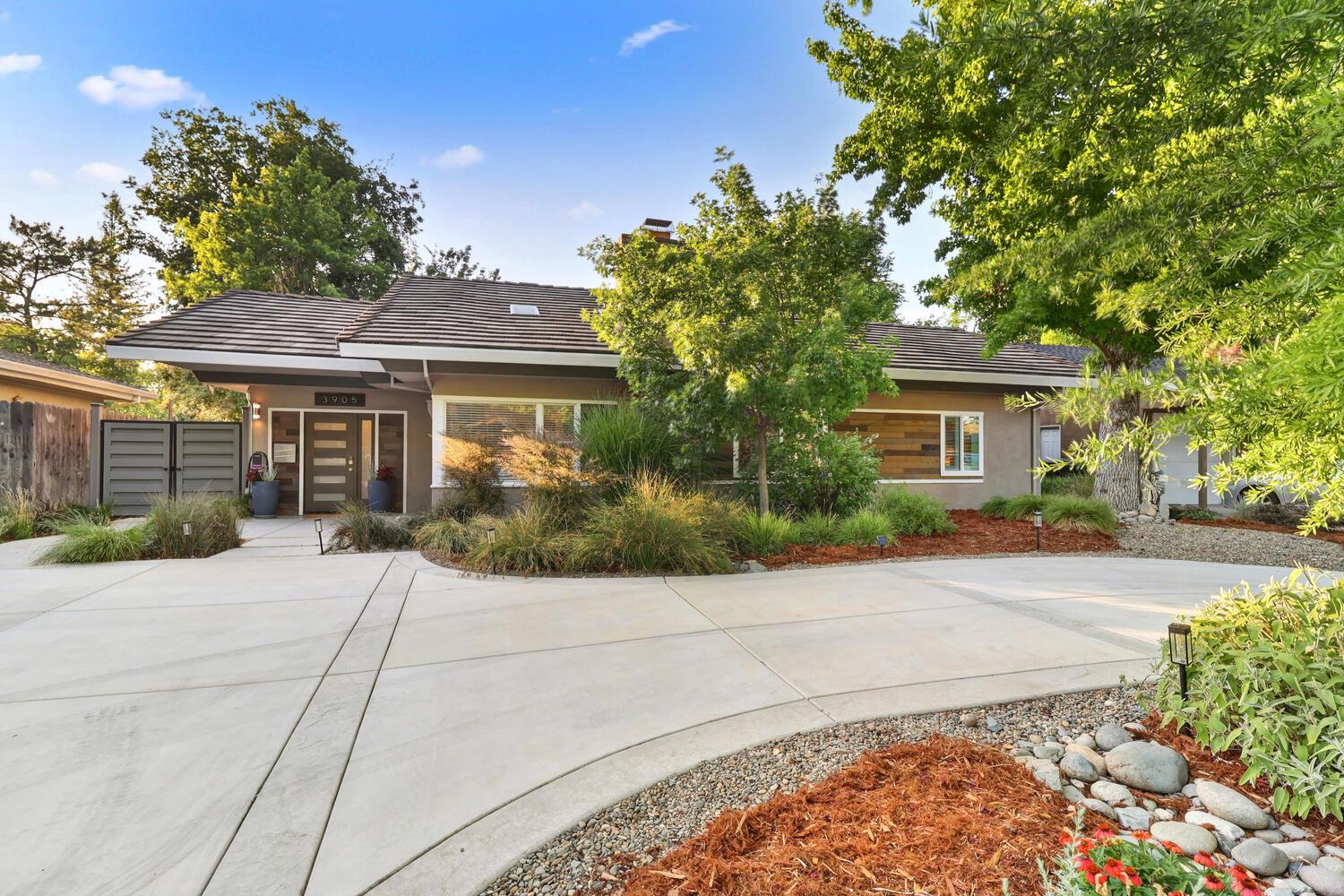 Esperanza Drive, Sacramento, California image 2