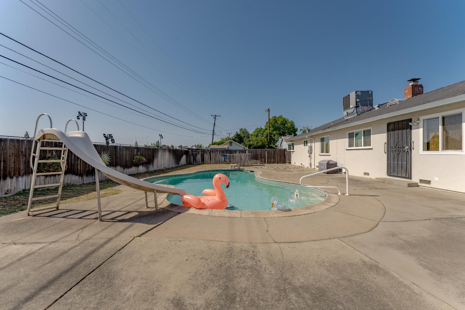 Rosemary Circle, Sacramento, California image 31