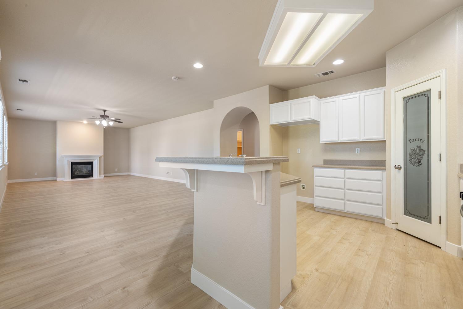 Holbrook Drive, Riverbank, California image 16