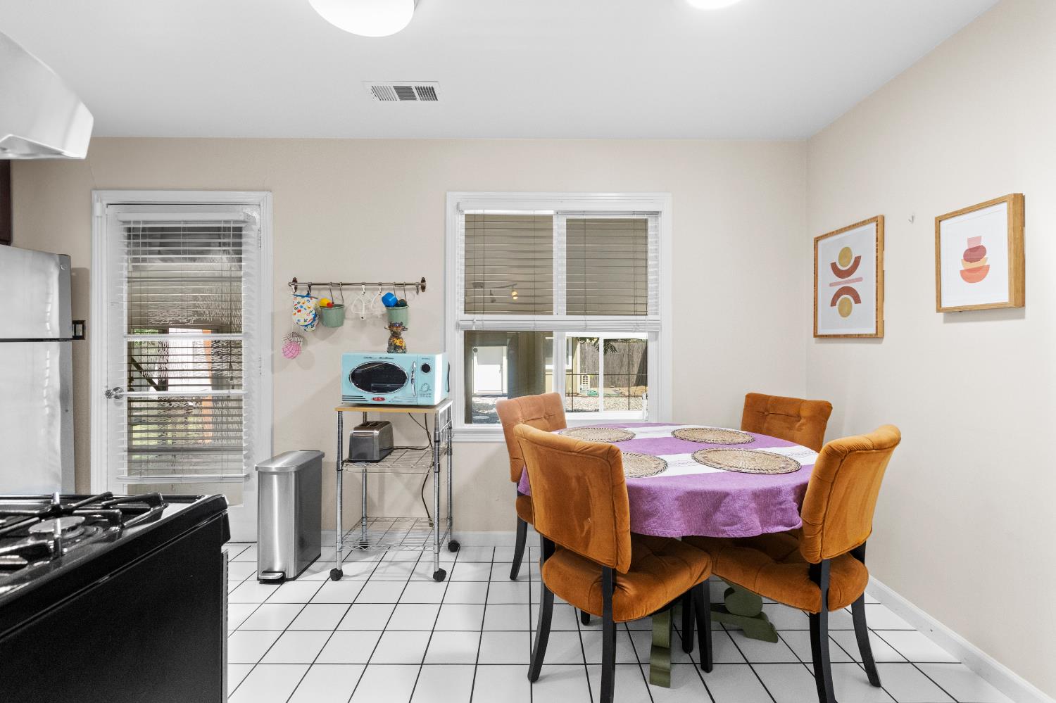 La Campana Way, Sacramento, California image 18