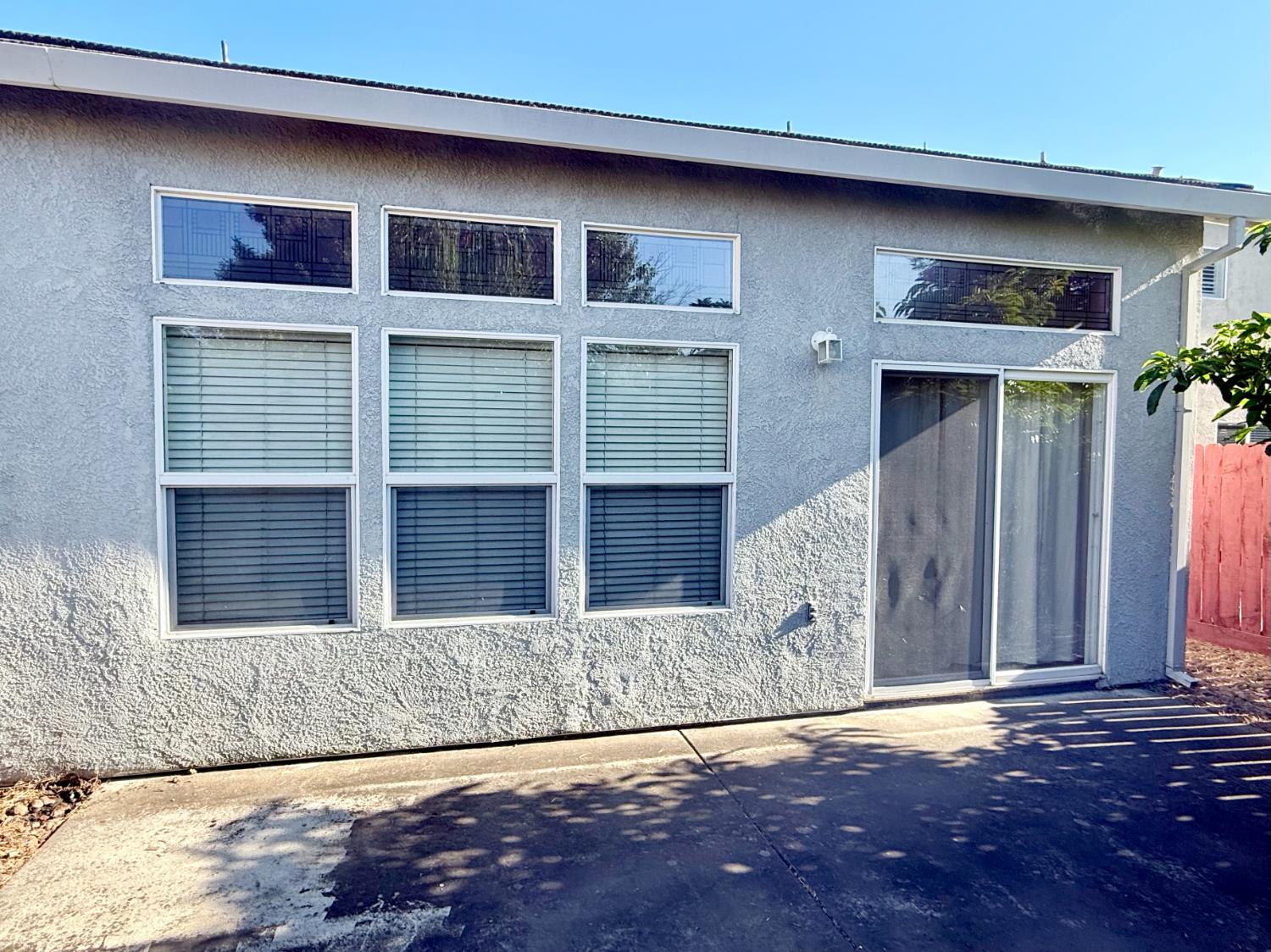 Joshua Tree Circle, Stockton, California image 49