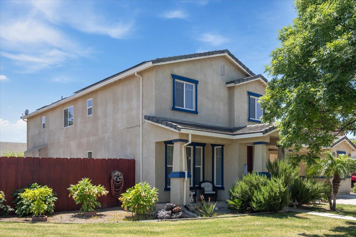 Sutter Creek Court, Patterson, California image 3