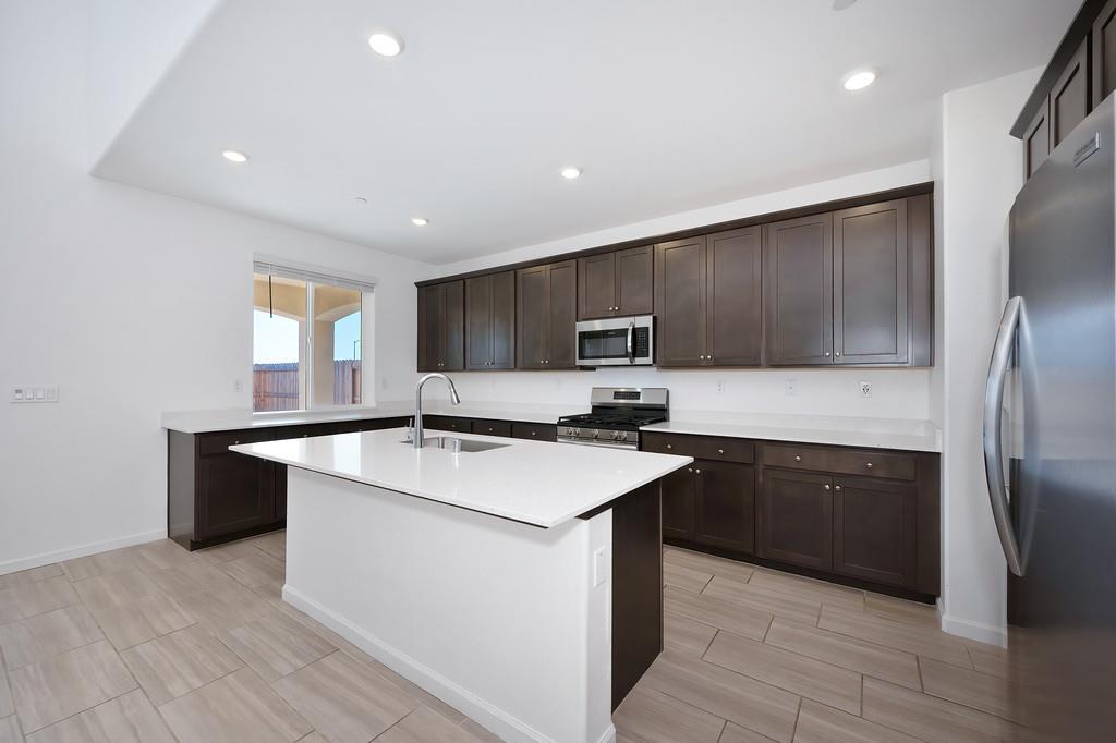 Monroe Drive, Sacramento, California image 6